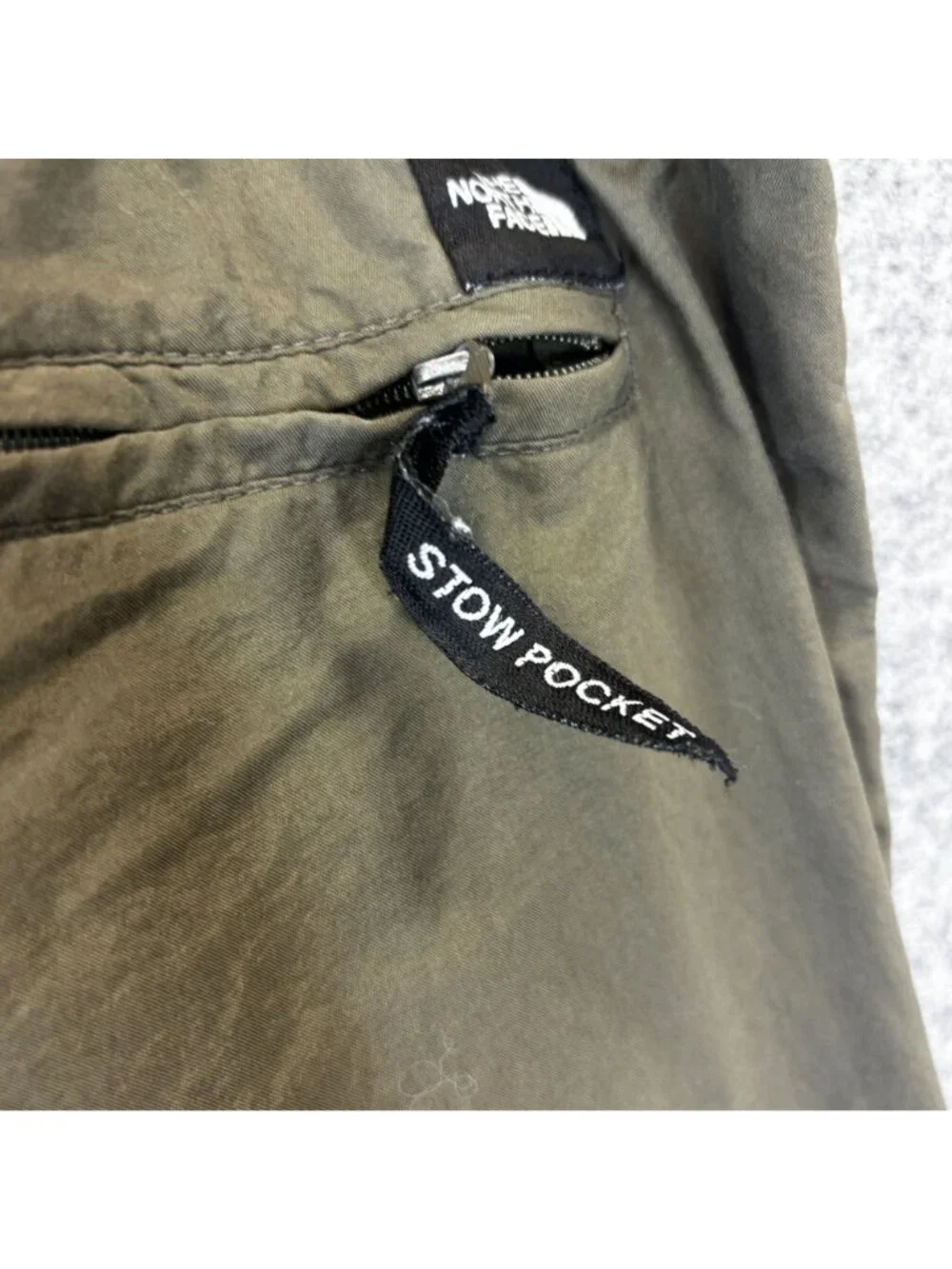 The North Face Mens Large Paramount Convertible Pants Green Hiking Outdoor